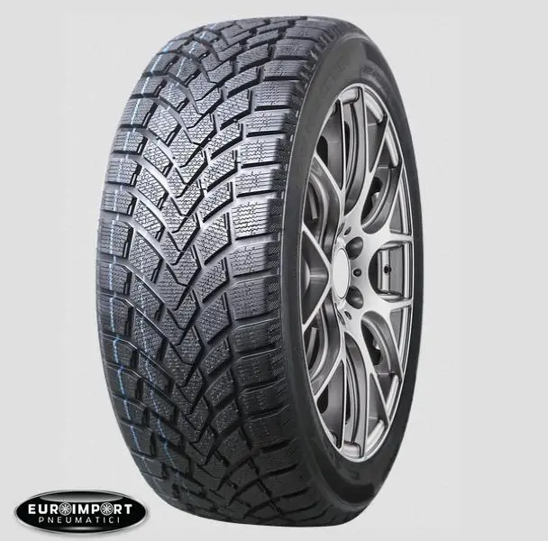 Delmax Snow Hunter  225/45 R18 95 H  